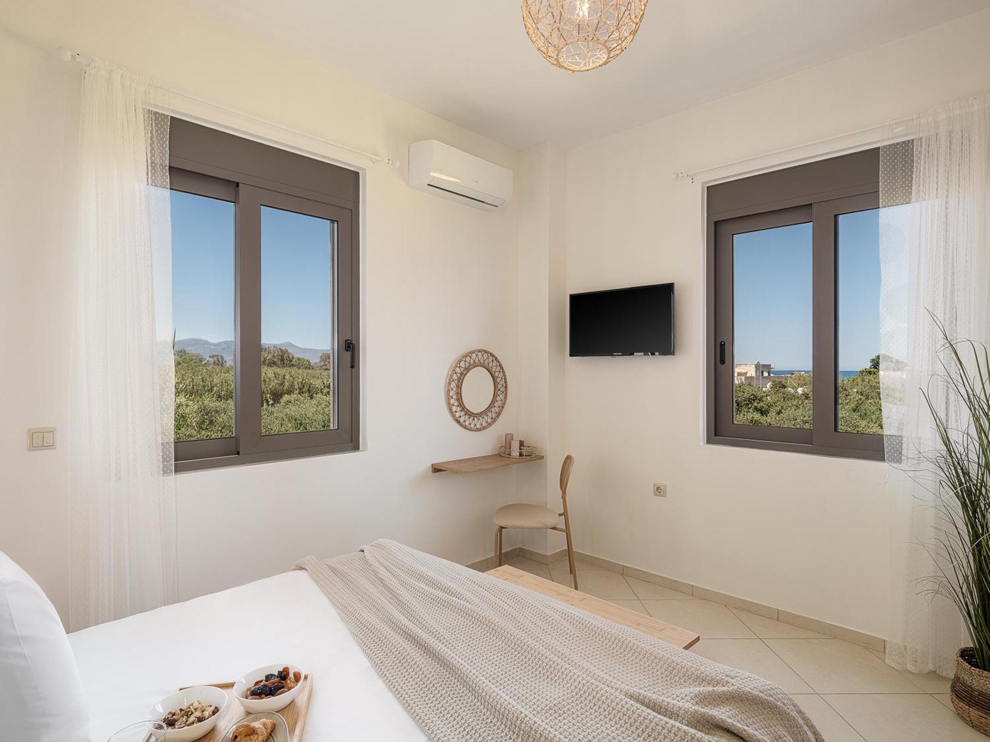 Sol Luxury Apartment - Close To The Beach With A Private Mini Pool Chania  Bagian luar foto