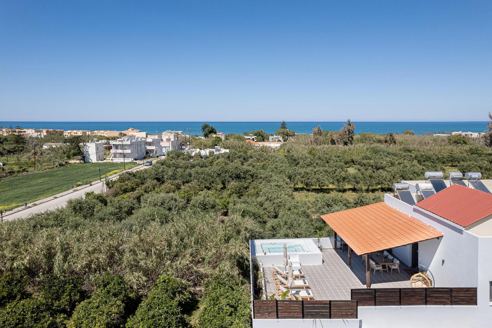 Sol Luxury Apartment - Close To The Beach With A Private Mini Pool Chania  Bagian luar foto